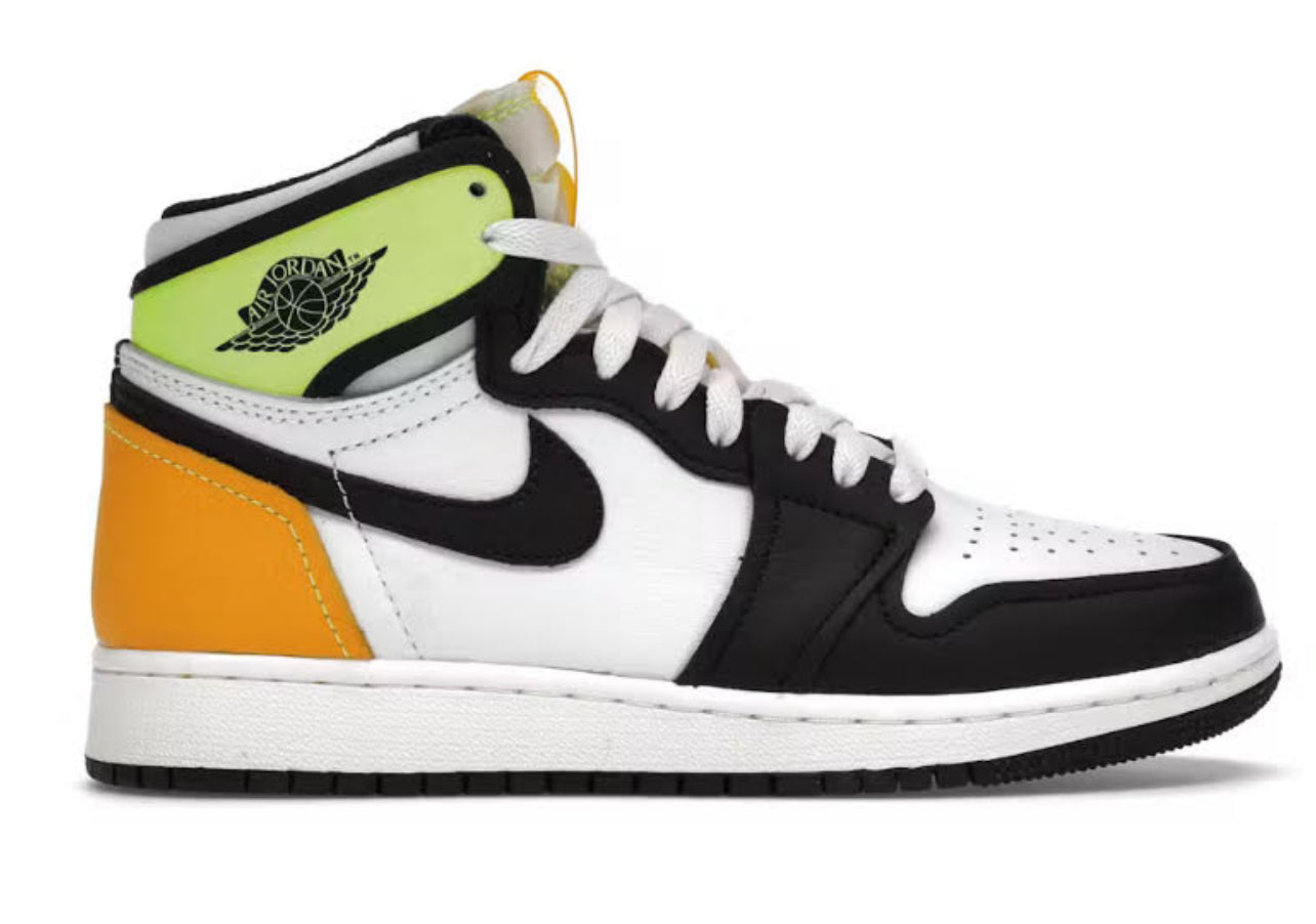 Jordan 1 Retro High Black Volt University Gold